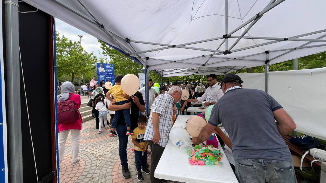 Selçuklu’da karne sevinci şenliğe dönüştü! Yüzlerce çocuk akın etti 26